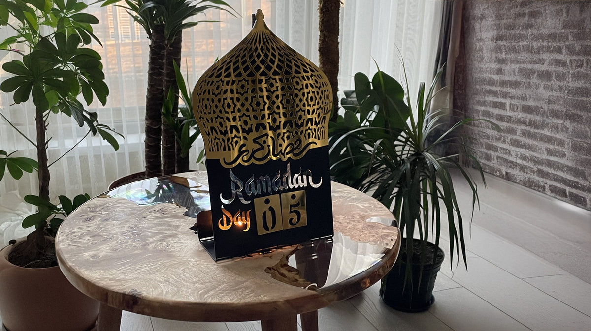 Ramadan key dates header graphic for the Islamic Wall Art Store Ramadan calendar guide