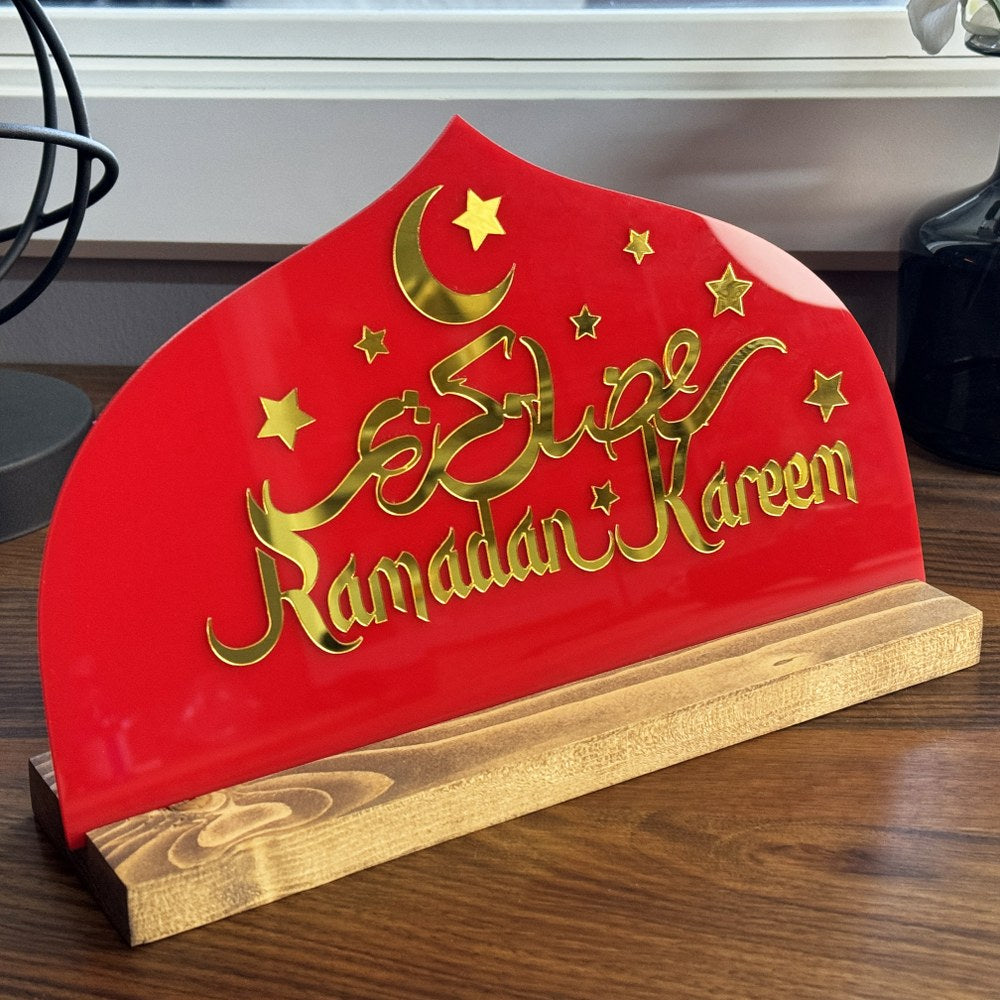 ramadan-kareem-latin-arabic-tabletop-decor-red-painted-plexiglass-unique-gift-islamicwallartstore