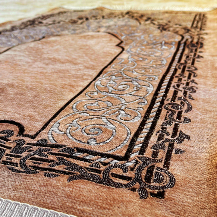 compact-brown-colored-travel-prayer-mat-islamic-gifts-sejadah-prayer-rug-beads-set-islamicwallartstore