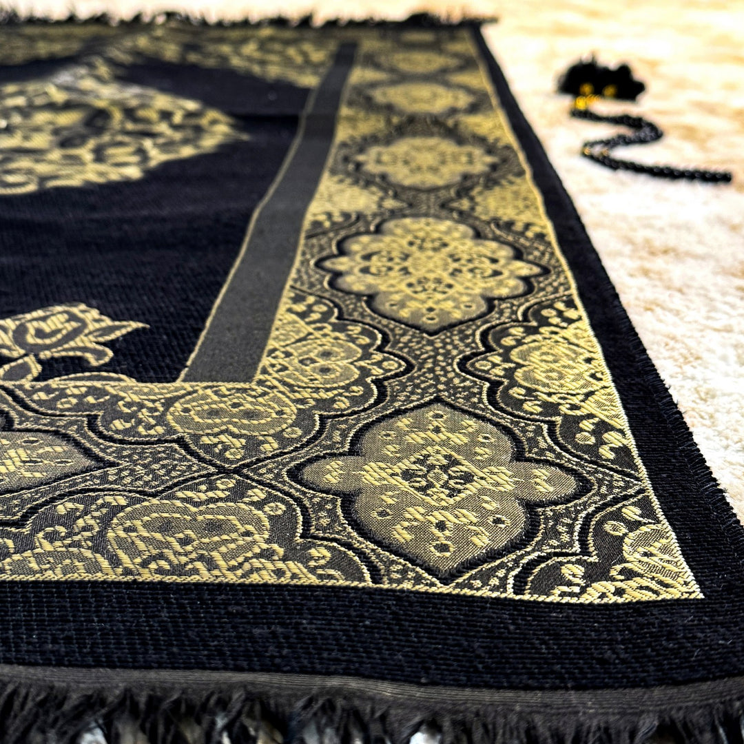 lightweight-black-travel-prayer-mat-ideal-islamic-gift-sejadah-rug-and-accessories-set-islamicwallartstore