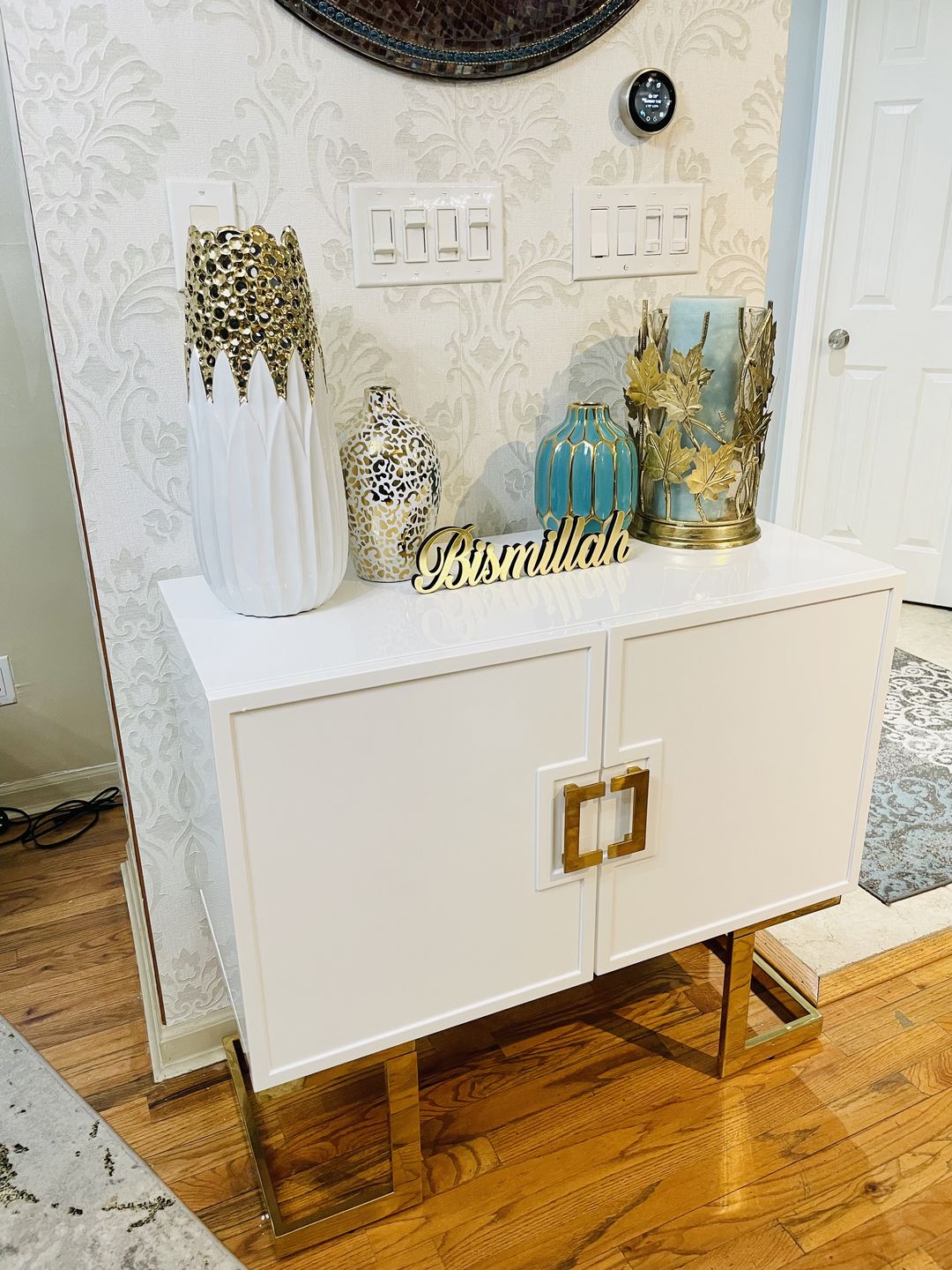 I love it! Looks beautiful and expensive.