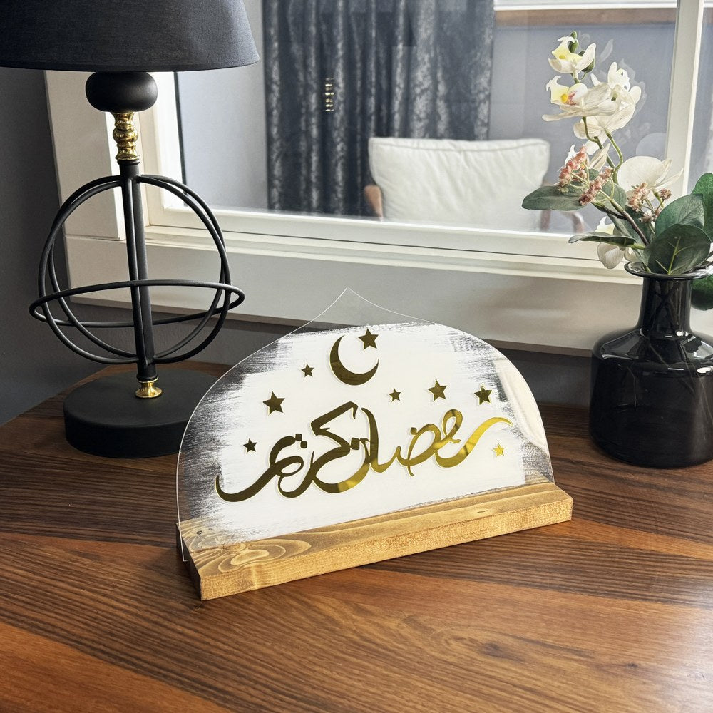 handmade-wooden-based-ramadan-tabletop-decor-arabic-kareem-white-plexiglass-islamicwallartstore