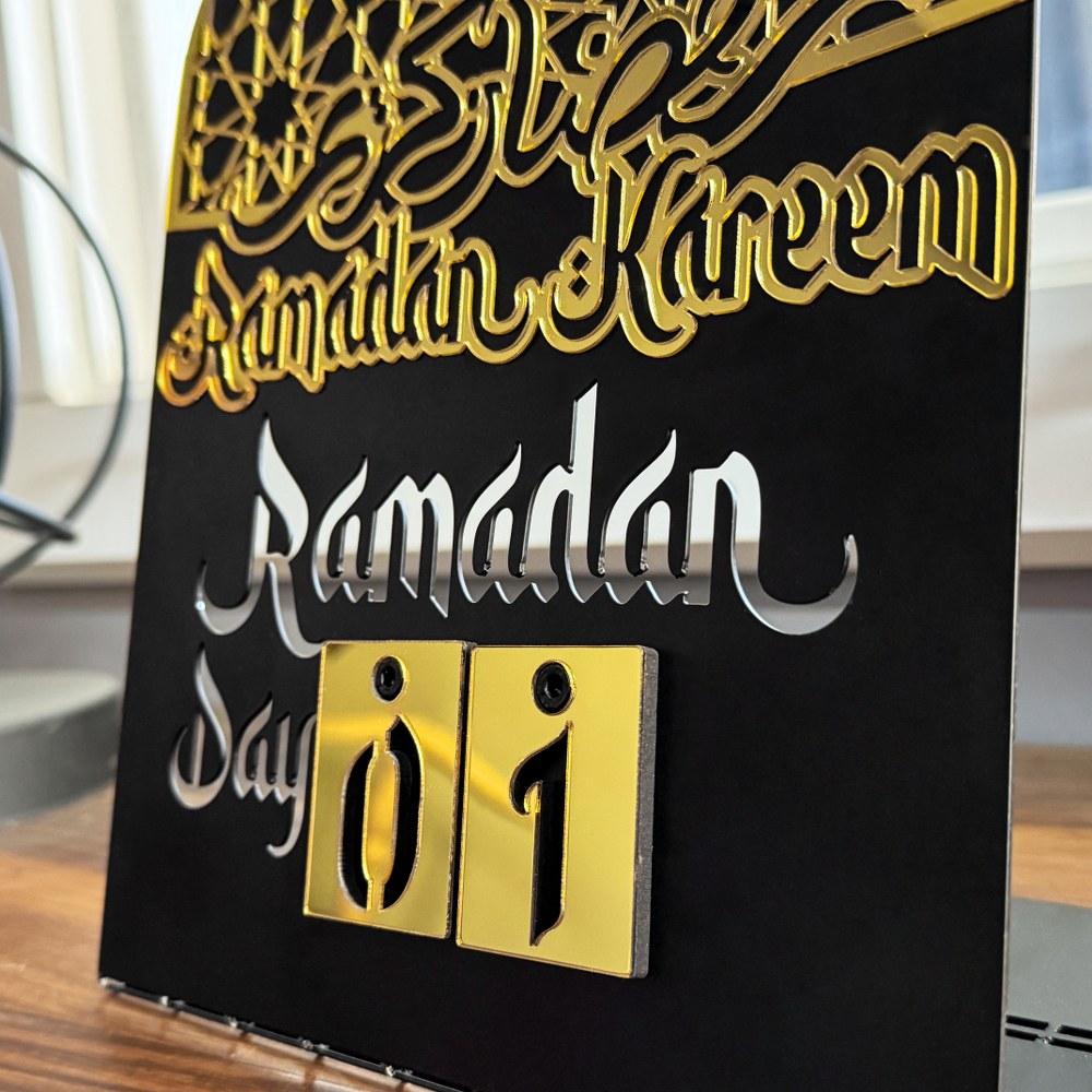 muslim-gift-metal-acrylic-ramadan-calendar-table-decor-islamic-patterns-islamicwallartstore