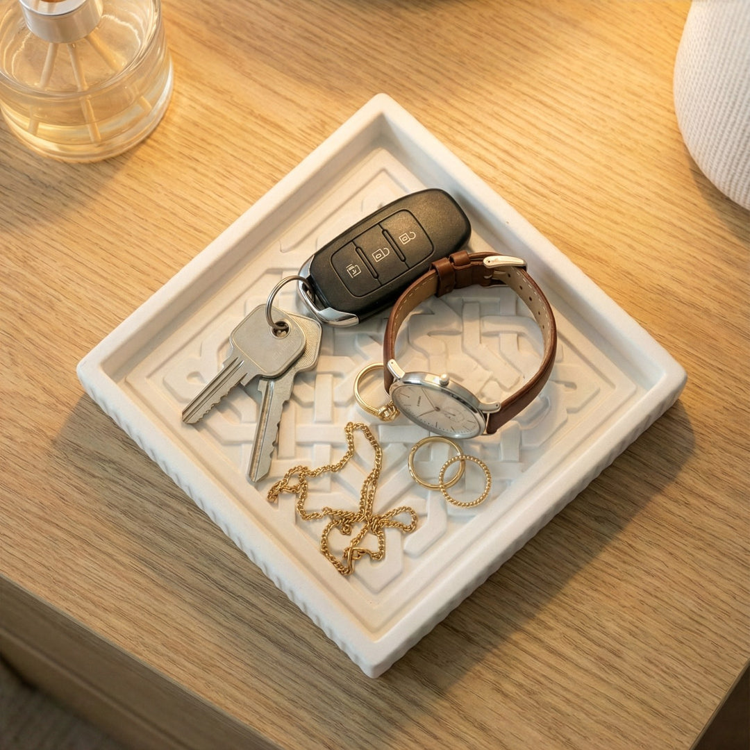 Alhambra Nasrid Knotwork Stone Relief – Handmade Islamic Geometric Decor