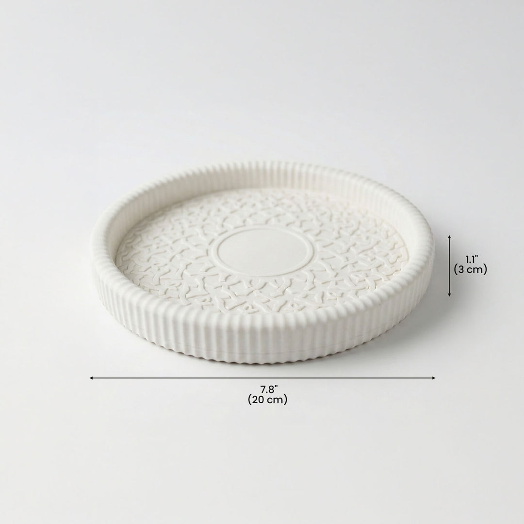 Size of the Aslam Al Silahdar stone tray: 7.8 in (20 cm) across and 1.1 in (3 cm) high