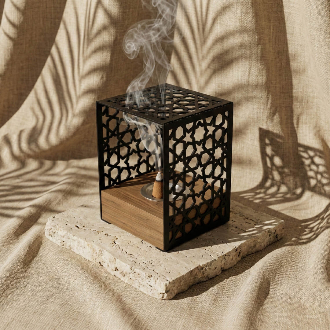 Minimalist Wooden Base Metal Mabkhara – Modern Bakhoor Burner