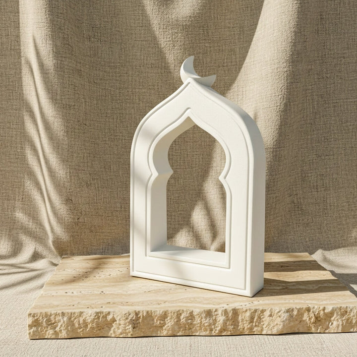 Mihrab Stone Arch with Crescent Moon – Minimalist Islamic Decor