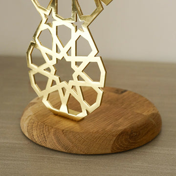 geometric-islamic-candle-holder-shiny-gold-beautifully-crafted-islamicwallartstore