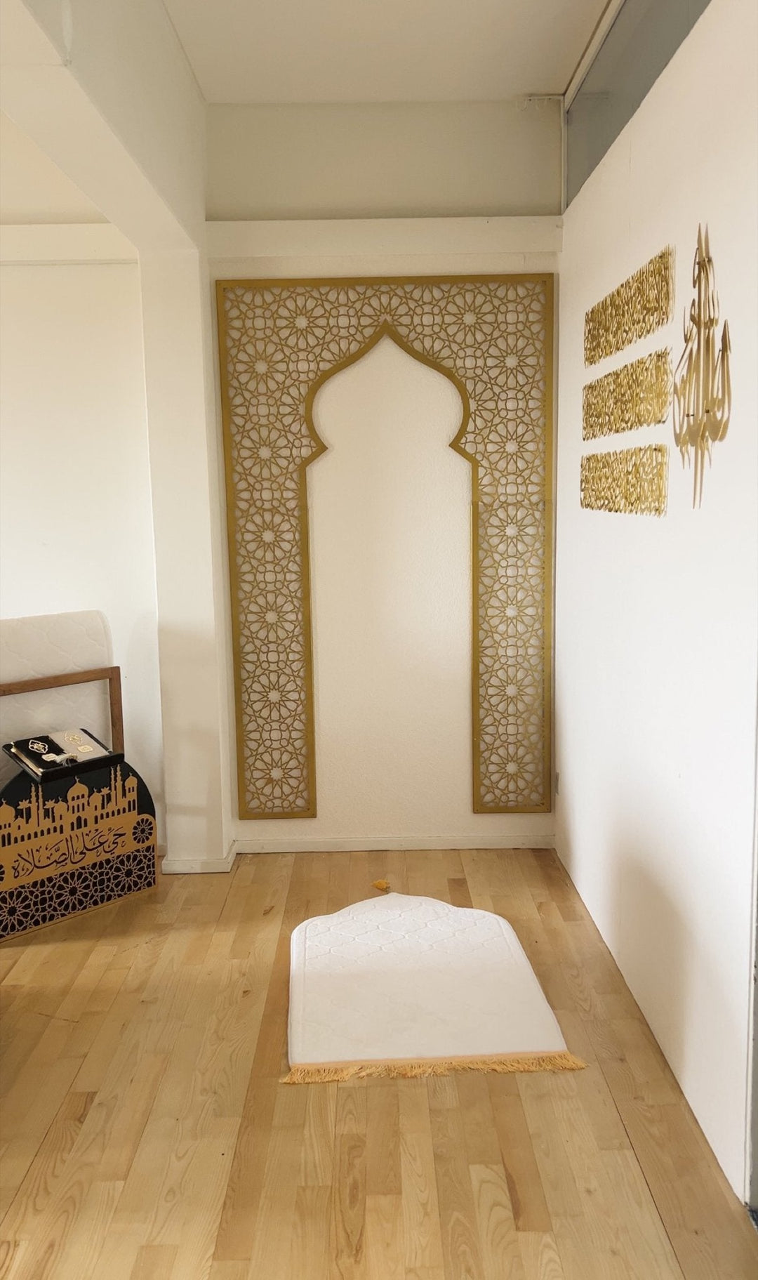 Porte-tapis de prière en bois et porte-Coran
