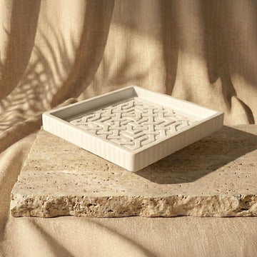 Relief en pierre entrelacs nasrides de l'Alhambra – Décoration géométrique islamique faite main