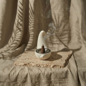 Crescent Moon Bakhoor Incense Burner – Modern Stone Texture Mabkhara