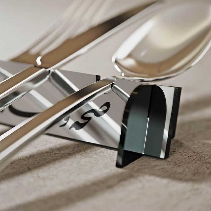 Saha w Afia Diwani Acrylic Cutlery Holder – Arabic Calligraphy Iftar Table Decor