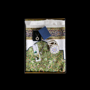 Ramadan & Eid Gift Set, Muslim Prayer Rug, Muslim Prayer Beads and Islamic Jewelry with Ayatul Kursi Calligraphy - Islamic Wall Art Store