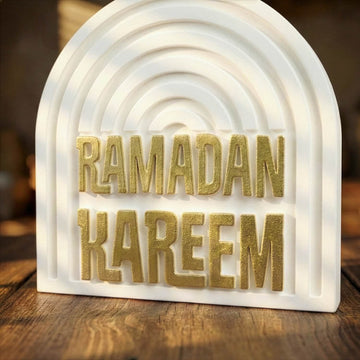 ديكور طاولة إسلامي حجري – «رمضان كريم» – قوس عصري مصنوع يدويًا