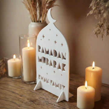 Personalized Ramadan Mubarak Stand – Cosmic Family Sign