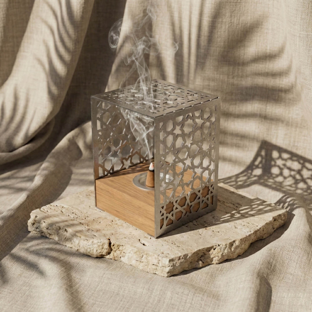 Minimalist Wooden Base Metal Mabkhara – Modern Bakhoor Burner