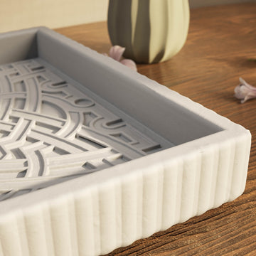 Relief géométrique de l'Alhambra en pierre – Motif d'étoile curviligne